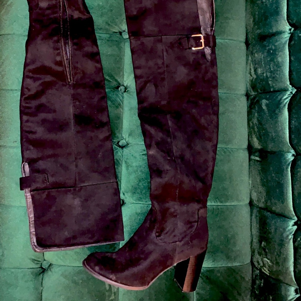 Knee high suede heeled boots